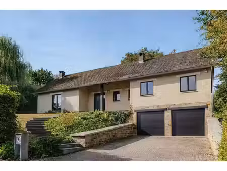spacieuse villa idéalement située à wierde