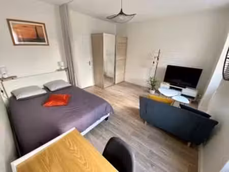 location appartement t1 meublé à cherbourg-octeville (50100) : à louer t1 meublé / 26m² ch