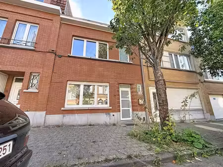 maison - bien isolée - rue calme - 140m² - ce conforme