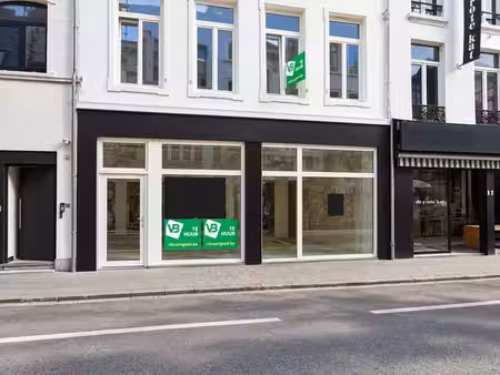 casco handelsgelijkvloers te huur op toplocatie in centru...