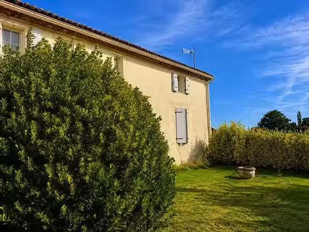 vente maison 5 pièces 160 m² à corme-royal (17600)  305 000 €