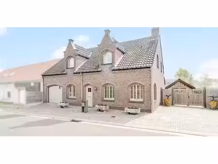 maison à vendre à wanzele pour € 569.000 avec 4 chambres à coucher