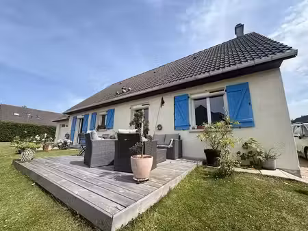 vente maison 5 pièces 141 m² à cherbourg-en-cotentin (50100)  323 950 €