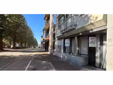 bien commercial à louer à herzele pour € 1.500