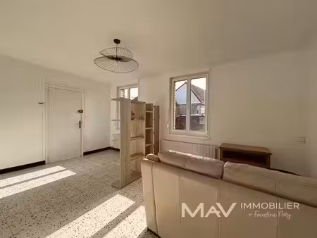 arques - appartement meuble de 69 87m² renove avec une place de parking
