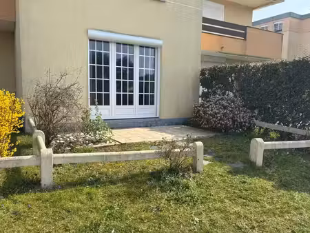 location appartement 1 pièce 26 m² à camiers (62176)