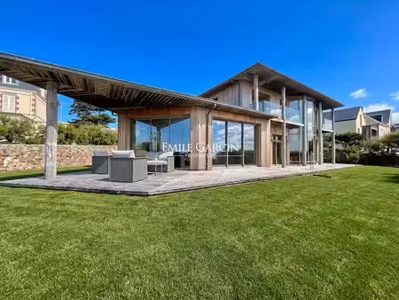 vente maison 9 pièces 245.57 m² à granville (50400)  3 200 000 €