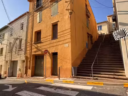 maison de ville à deux pas du port