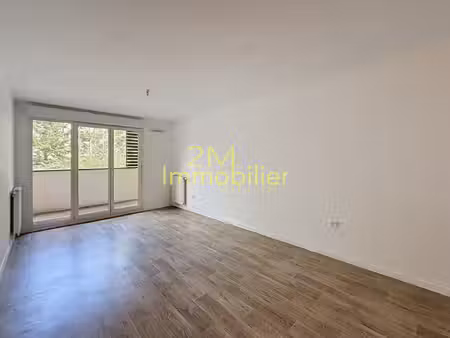 a louer  3 pièces à dammarie-les-lys  de 64m2 avec 2 places