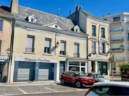 immeuble de rapport – 9 appartements & 2 commerces