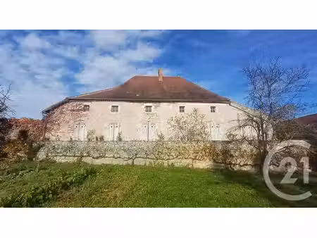maison à vendre - 9 pièces - 196 06 m2 - ebreuil - 03 - auvergne