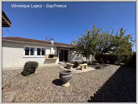 le passage  maison de plain-pied de 93m² avec garage  jardin et abri en dur