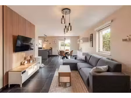les valises sont prêtes? parfait  cette maison vous attend!