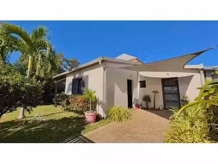 a vendre  la saline-les-bains - maison f5 de 120 m²