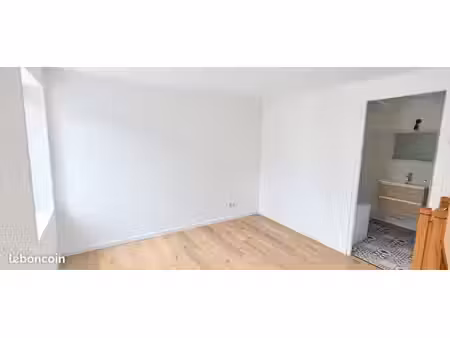 duplex non meublé 37 m² refait en 2026 – parking gratuit & bus au pied