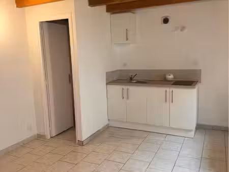 t1 en duplex - centre ville legé