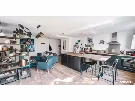 appt meublé  3 pièces  2 chambres  74m² - angers