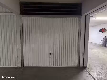 box garage