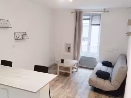 studio meublé hyper centre 20m²