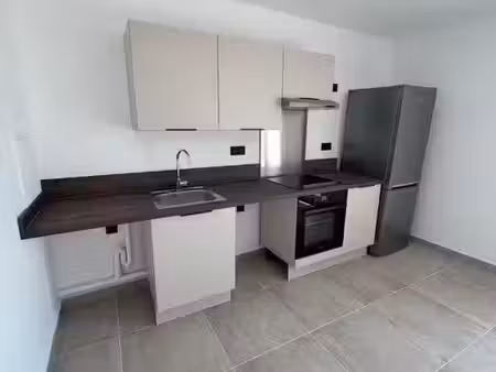 location appartement 4 pièces 135 m² à serris (77700)