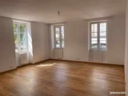 t3 - 70 m2 plateau central