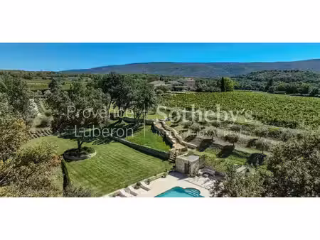 propriété avec piscine et jardin ménerbes (84)