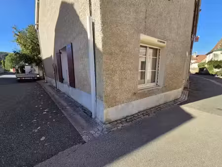 location appartement 3 pièces 34 m² à coulaures (24420)  475 €