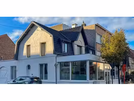 bâtiment commercial à vendre à oostende pour € 335.000