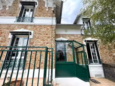 charme et élégance à deux pas du centre-ville – superbe meulière rénovée à la ville-du-boi