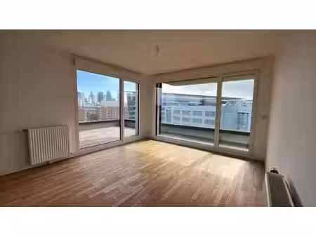 grand t3 de 63m² avec balcon