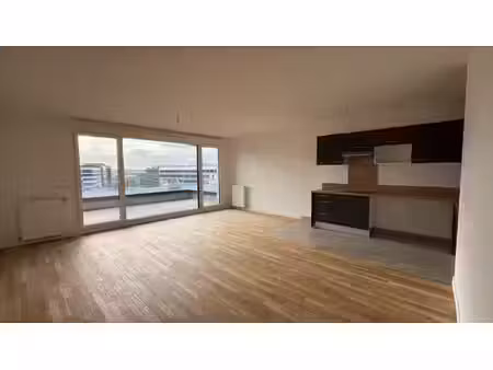 grand t4 neuf de 86m²