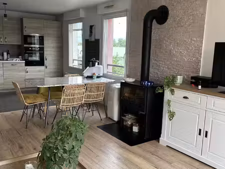 strasbourg stockfeld (67100) - appartement 4 pièces meublé d