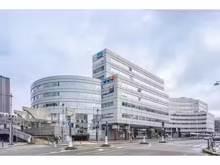 location bureaux 683m² à 4266m²