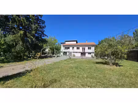 maison de 125 m² à la freissinouse