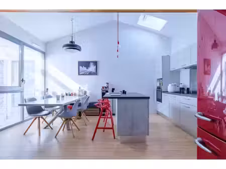 duplex de standing aux équipements haut de gamme