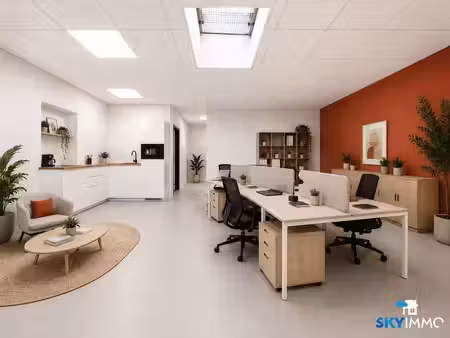 superbe bureau totalement renove 66m² avec cour anglaise !