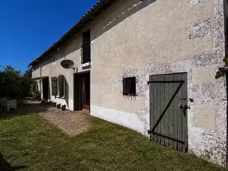 maison de caractère de 190m2 avec terrain et beau potentiel