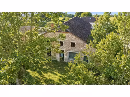 maison en pierre 6 pièces