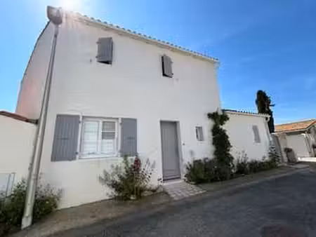 location maison meublé au bois-plage-en-ré (17580) : à louer meublé / 127m² le bois-plage-