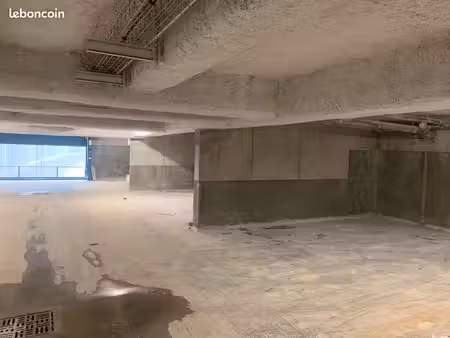 place de parking en sous sol  résidence sécurisée à loos