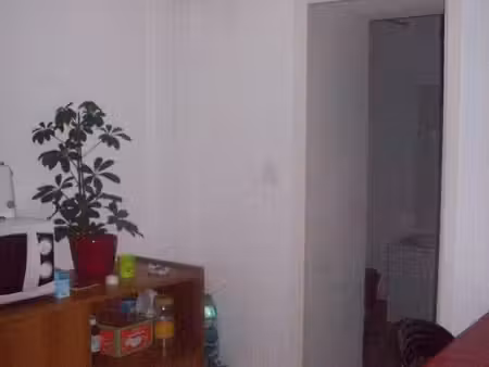 t1 bis 36m2 meuble+parking securise centre montlucon