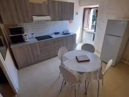 appartement t 1 meublé à lissieu