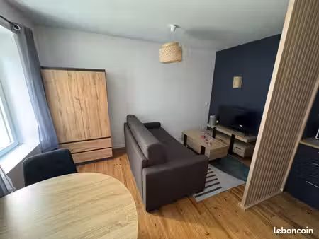studio meublé à louer - centre-ville de cherbourg