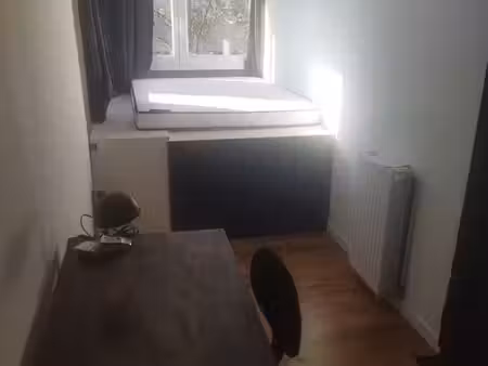 ◊chambre face estaca et gare rer c saint quentin en yvelines