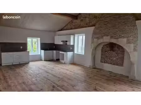 appartement 88m² a louer 700 sainte bazeille