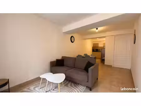 appartement en rez-de-chaussée – tout compris