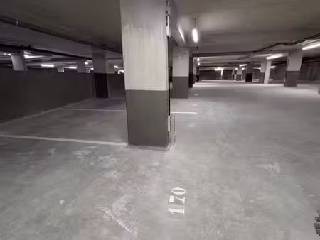 parking à louer à serris - offre d'ouverture à 90