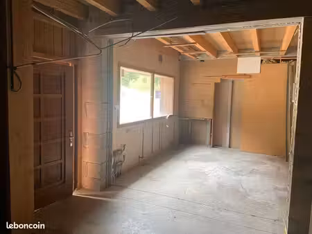 à louer - local commercial/artisanal de 130m²