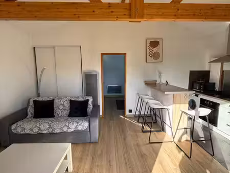 à louer – maison individuelle t2 meublée de 35 m² avec jardin privatif – mérignac bourran