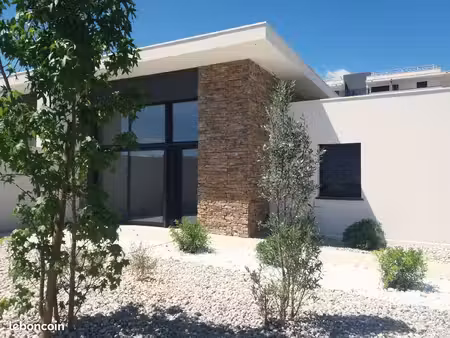 location villa contemporaine mas roca perpignan